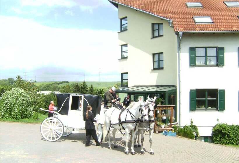 Landhotel Burgenblick Garni & Tagungs