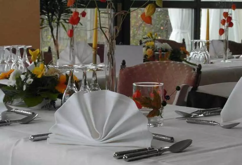 Landhotel Burgenblick Garni & Tagungs