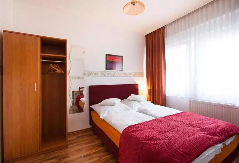 住宿加早餐  Pension Jasmin