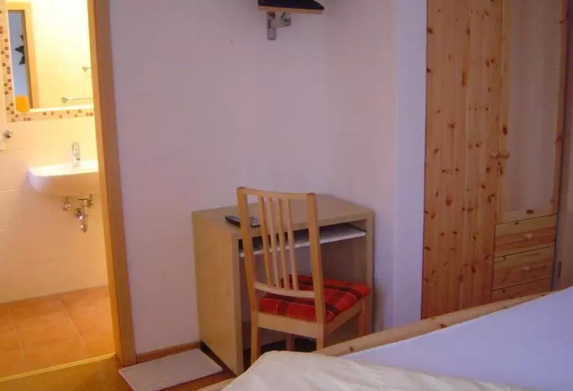 Gasthof Hotel Traube