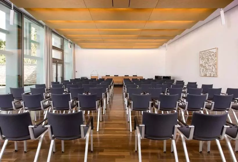 ホテル Akademie Der Dioezese