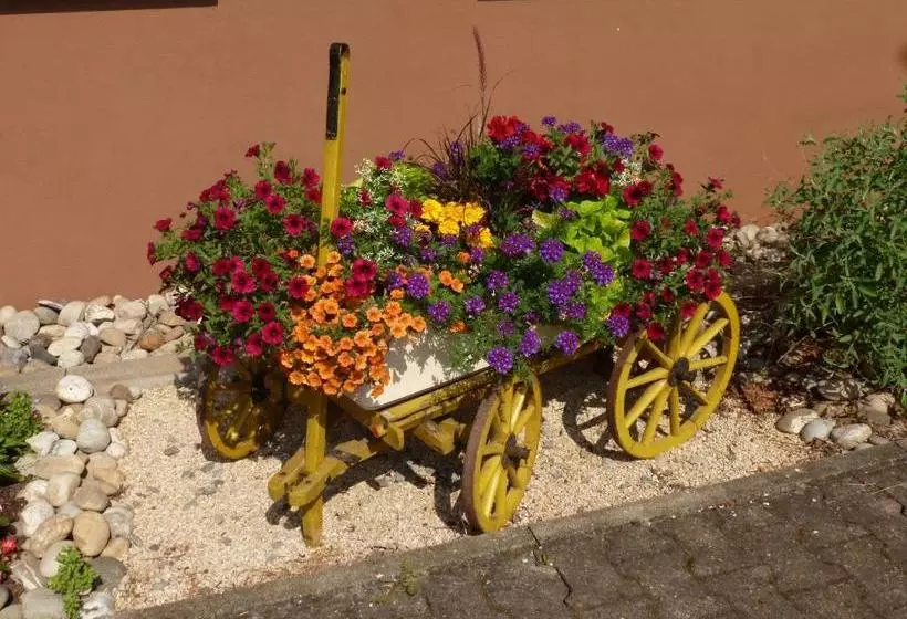 Отель Am Schoenbuchrand