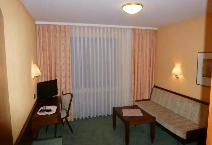 Отель Am Schoenbuchrand