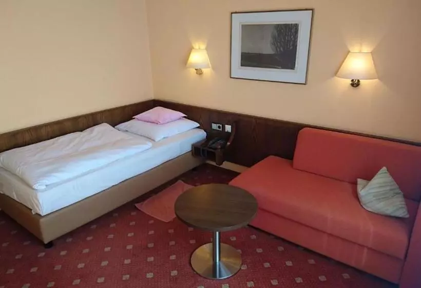 Отель Am Schoenbuchrand