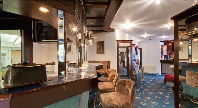 فندق Astoria Am Urachplatz