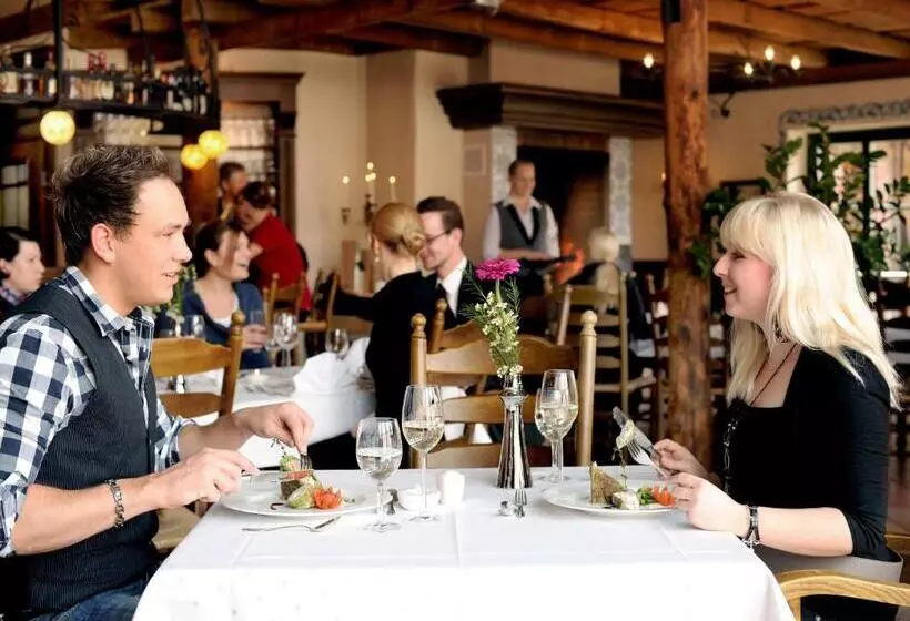 Отель Golfpark Gut Duneburg