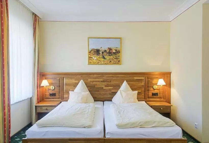 Отель Golfpark Gut Duneburg