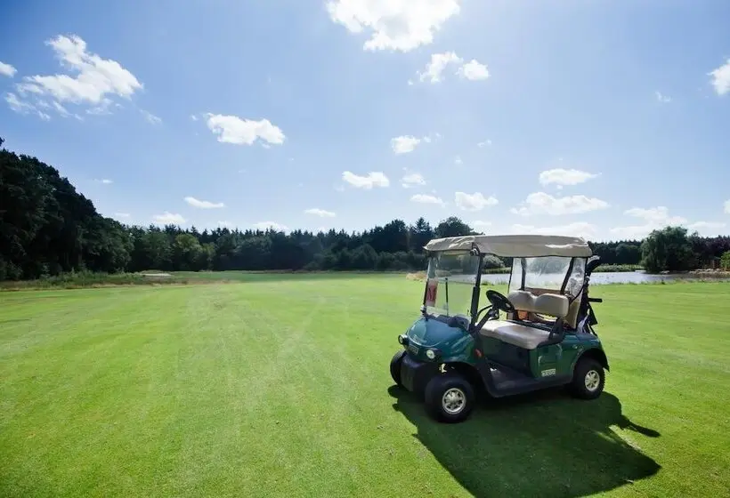 ホテル Golfpark Gut Duneburg