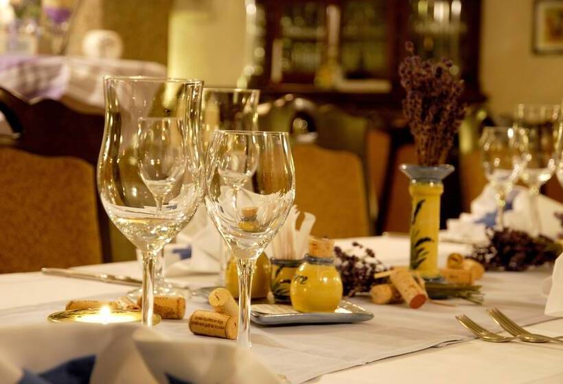 فندق Logis L Auberge Gutshof