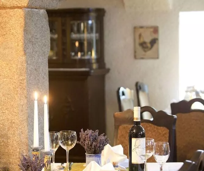 فندق Logis L Auberge Gutshof