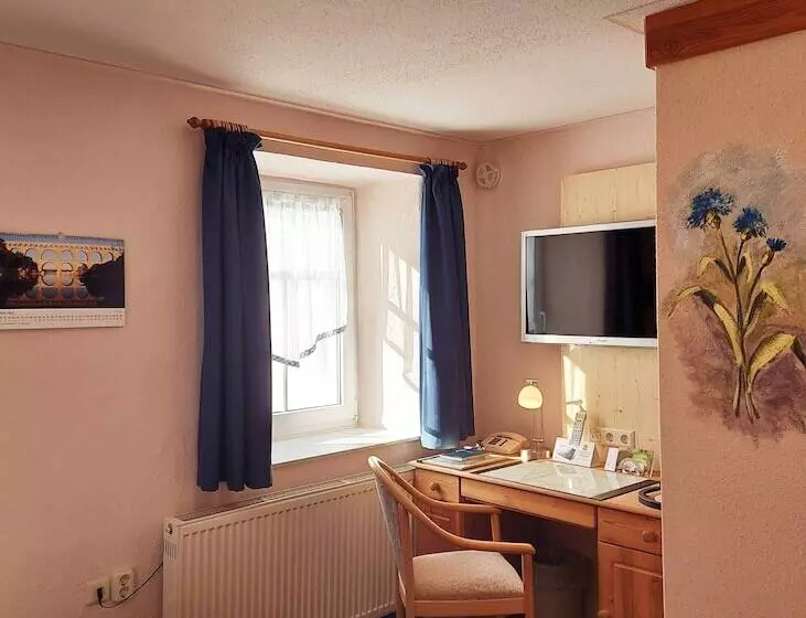 فندق Logis L Auberge Gutshof