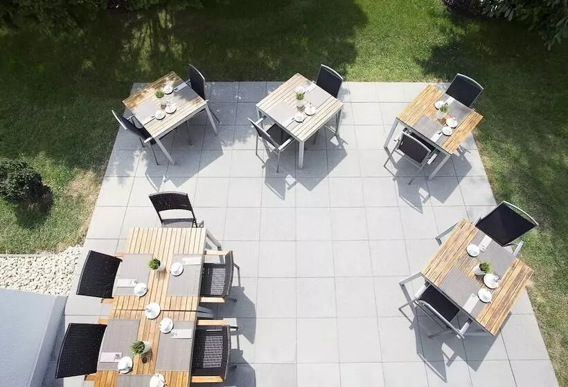 בית מלון כפרי Lowenguth