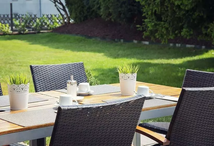 בית מלון כפרי Lowenguth