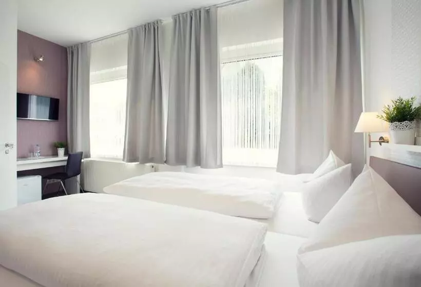 בית מלון כפרי Lowenguth