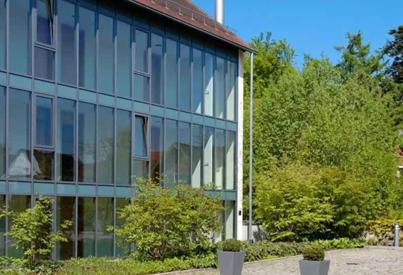 호텔 Oberschwaebischer Hof