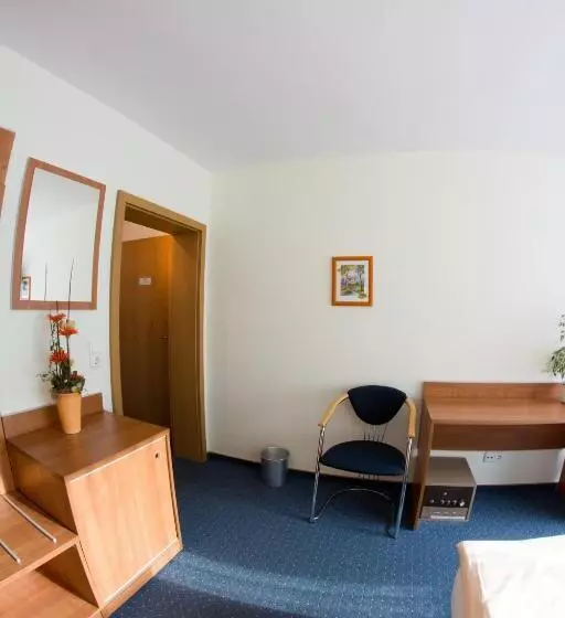 בית מלון כפרי Restaurant Krone