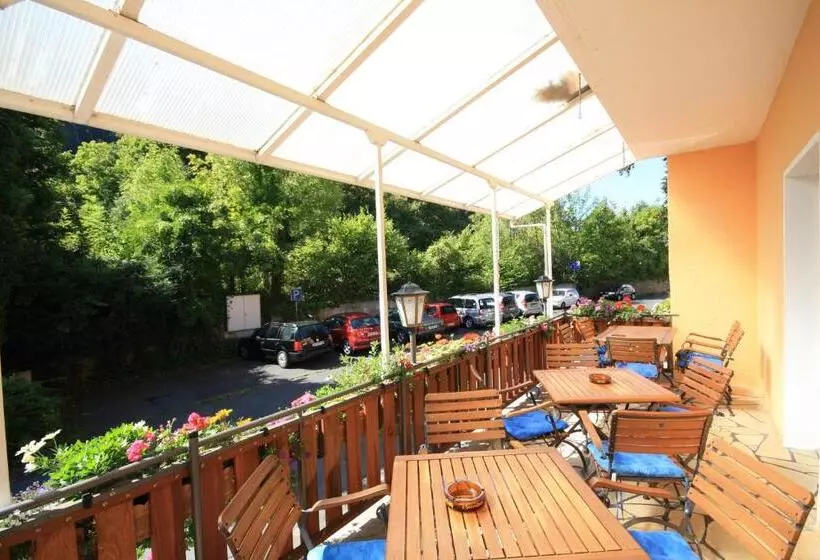 בית מלון כפרי Restaurant Krone