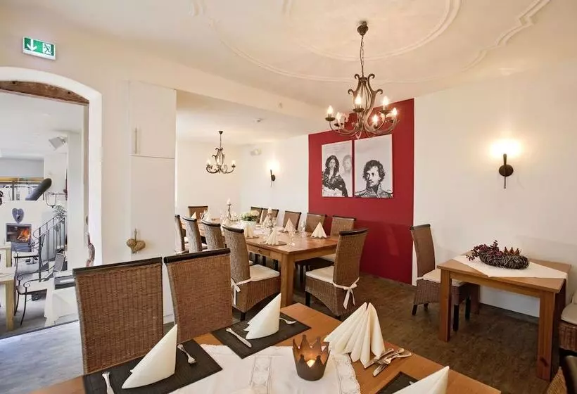 בית מלון כפרי Restaurant Pfälzer Hof
