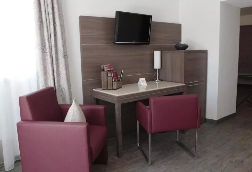 בית מלון כפרי Restaurant Pfälzer Hof