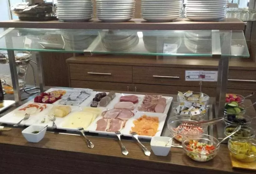 בית מלון כפרי Restaurant Pfälzer Hof