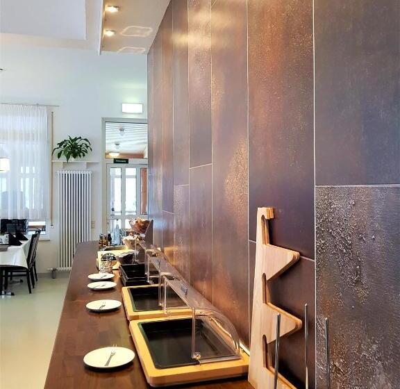 酒店 Weissach Am Neuenbühl