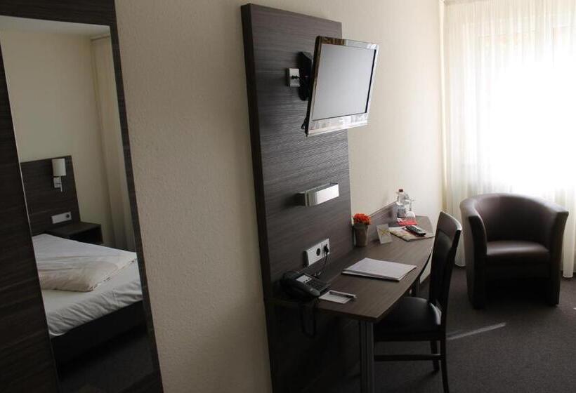 酒店 Weissach Am Neuenbühl