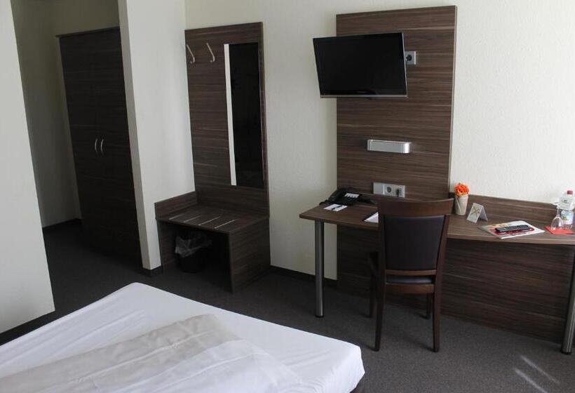 酒店 Weissach Am Neuenbühl