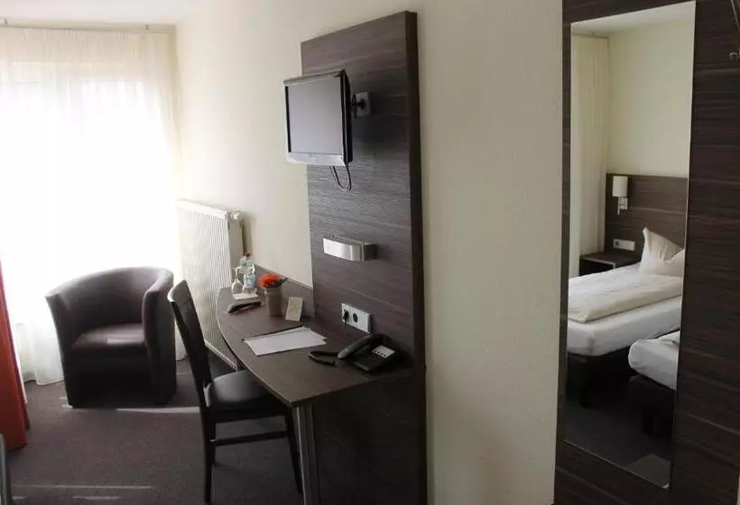 호텔 Weissach Am Neuenbühl