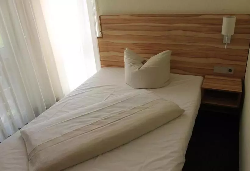 호텔 Weissach Am Neuenbühl