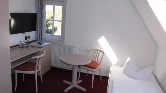 酒店 Zum Kranichsee