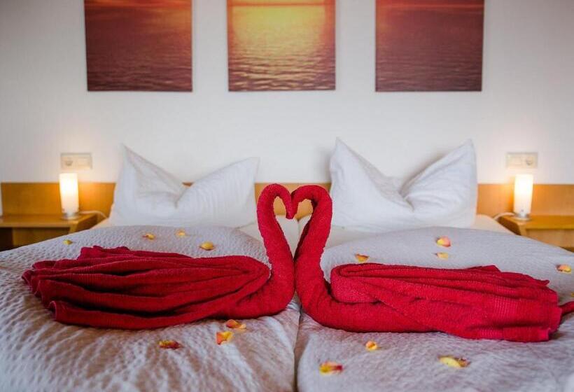 ペンション Gästehaus St. Martin