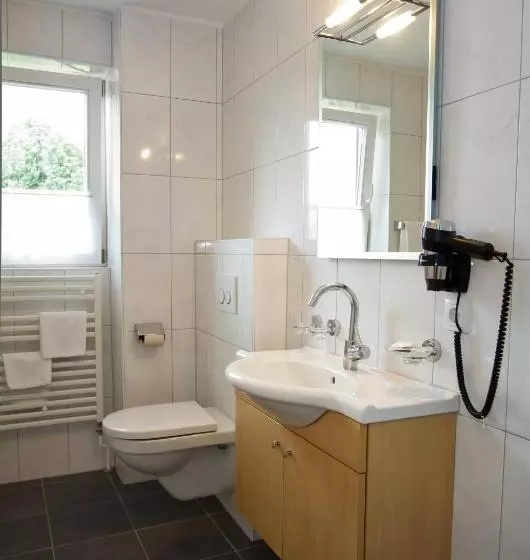 민박 Pension Clara