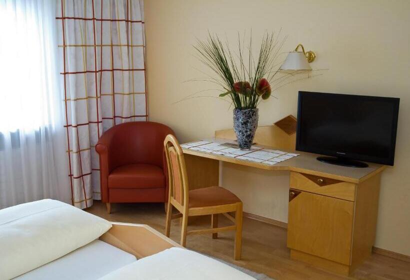 Bed and Breakfast Pension Clara