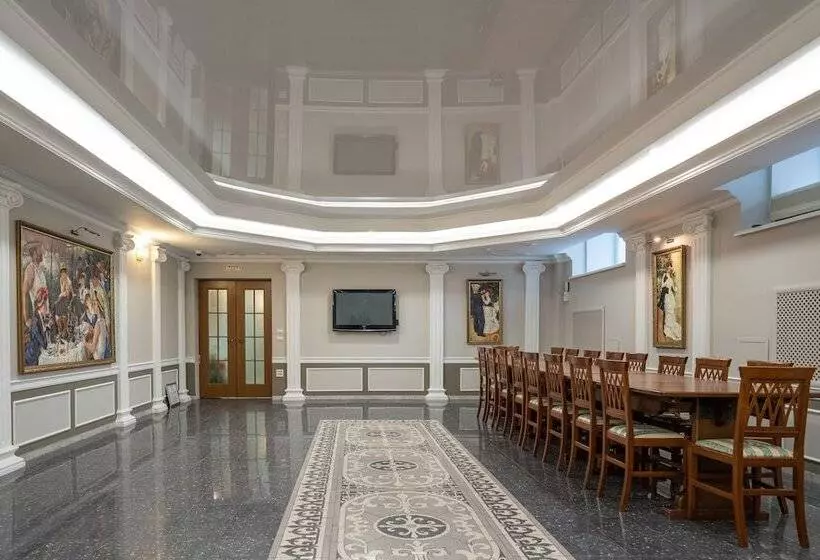 Gloria Hotel   Chelyabinsk