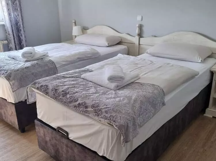 ホテル Astheimer Schlösschen