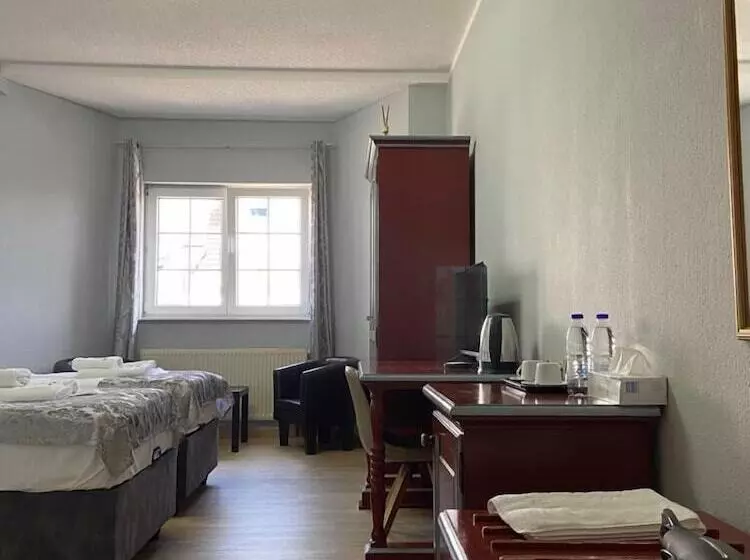 ホテル Astheimer Schlösschen