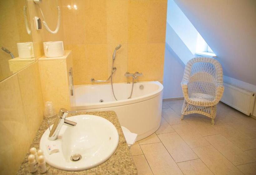 בית מלון כפרי Atol Spa