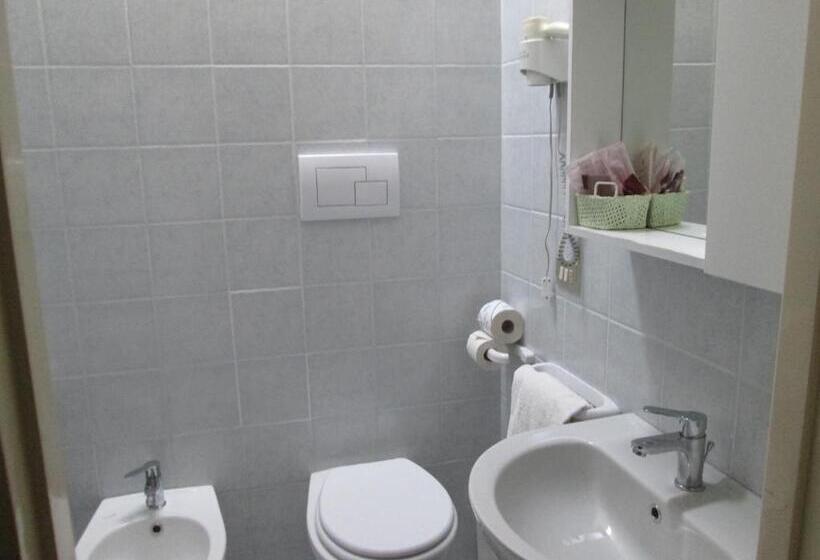 Отель Autostello