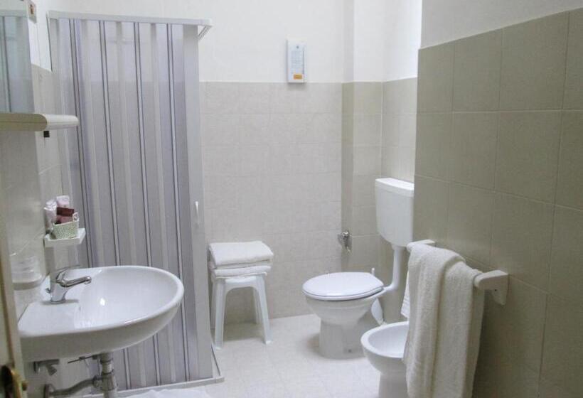 Отель Autostello