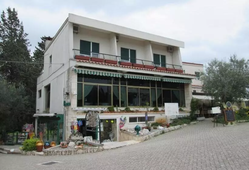 ホテル Autostello