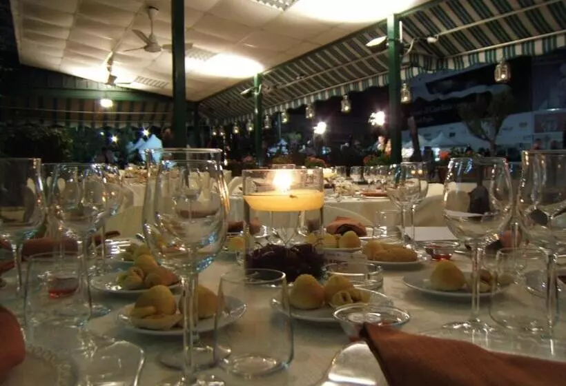 ホテル Autostello