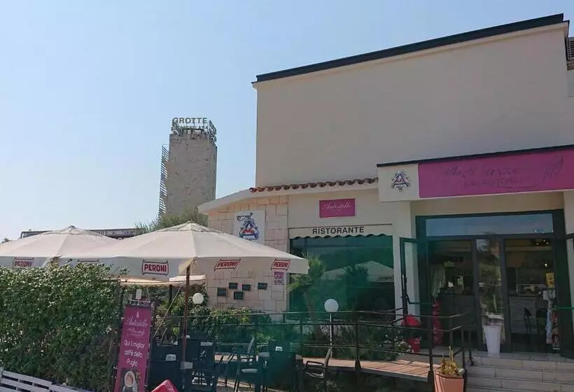 ホテル Autostello