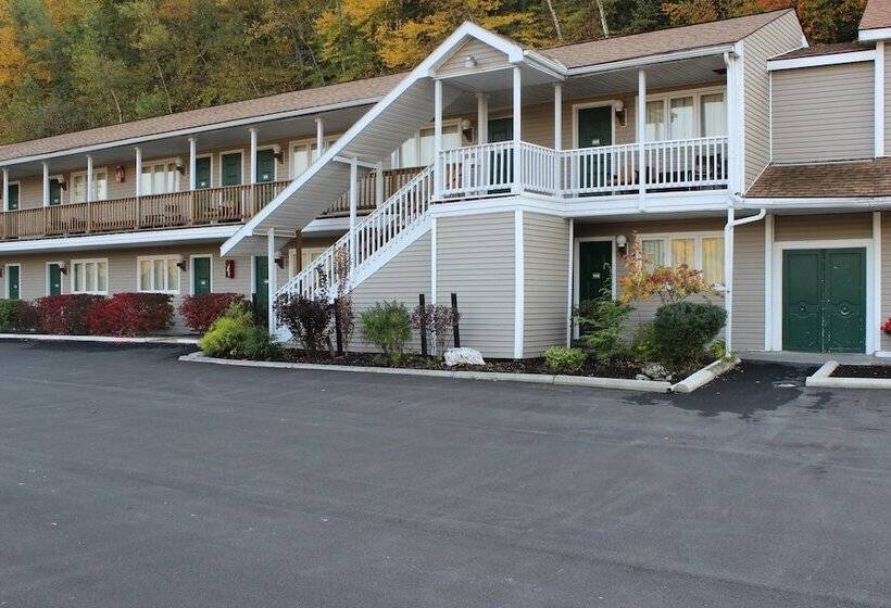 ホテル Berkshire Travel Lodge