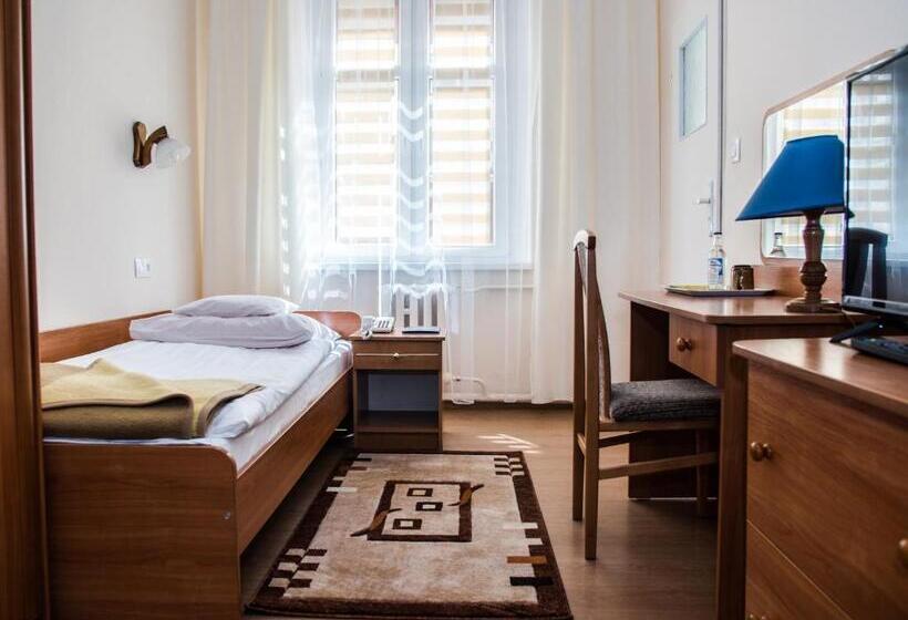 בית מלון כפרי Europa