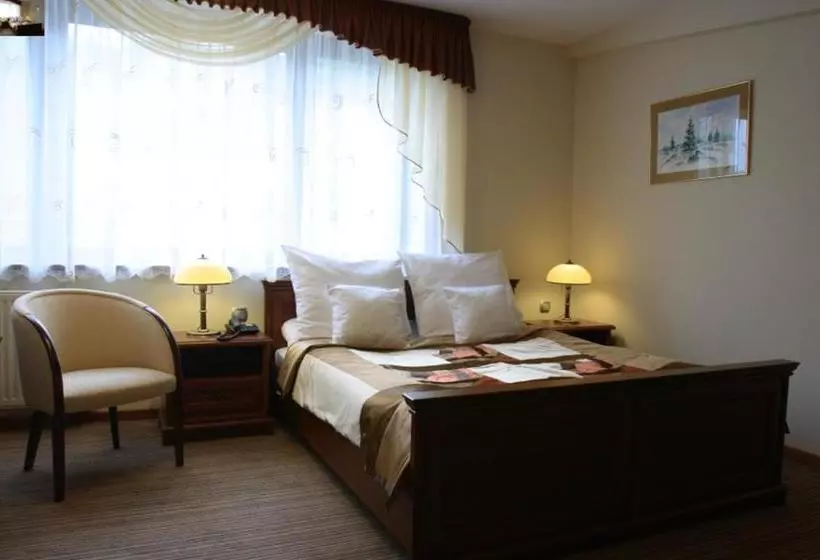 هتل Ośrodek Natura Zdrój Wellness & Spa
