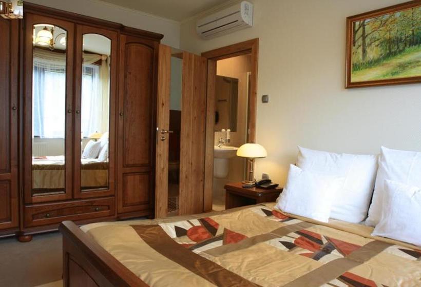 ホテル Ośrodek Natura Zdrój Wellness & Spa