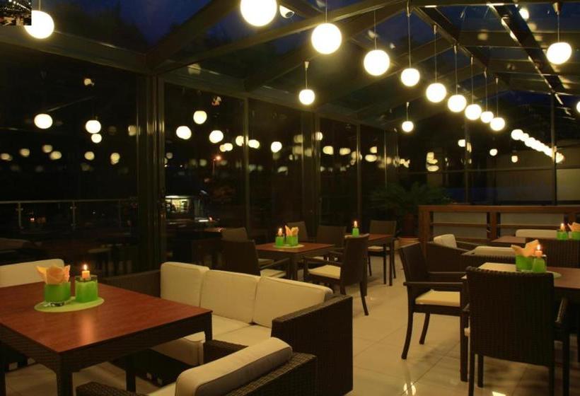 ホテル Ośrodek Natura Zdrój Wellness & Spa