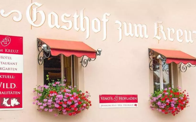 בית מלון כפרי Gasthof Und Pension Zum Kreuz