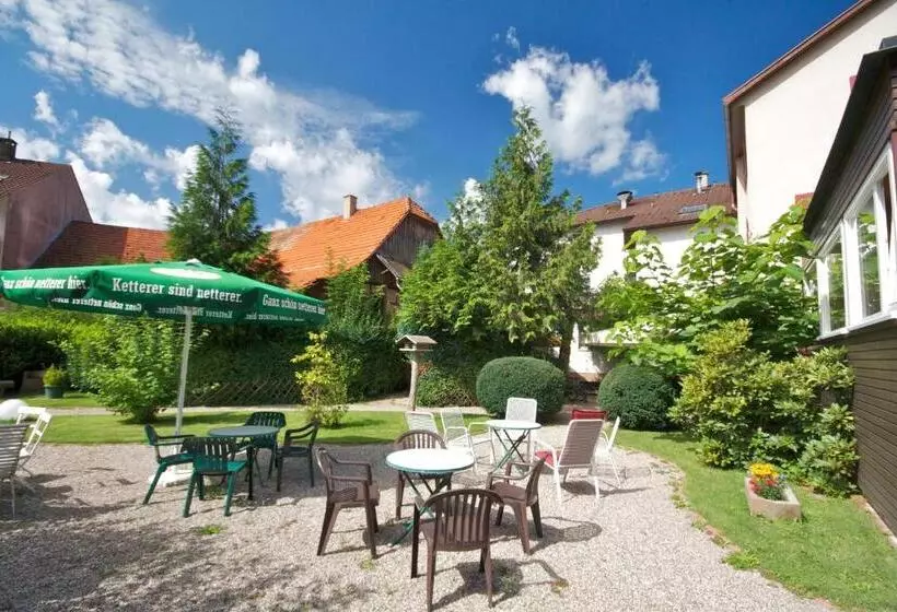 בית מלון כפרי Gasthof Und Pension Zum Kreuz