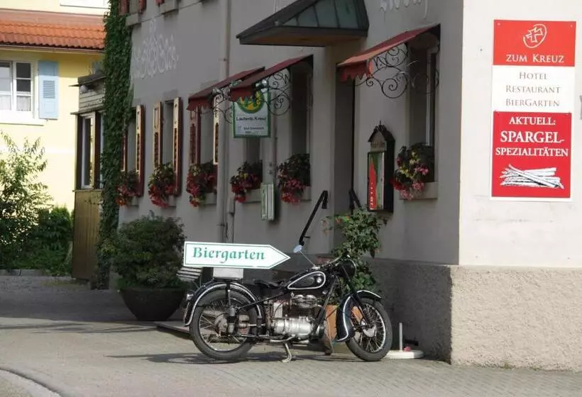 בית מלון כפרי Gasthof Und Pension Zum Kreuz